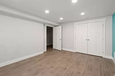 2508 W Sunset Way, Layton, UT 84041 - Photo 23