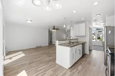 4953 S 3000 W, Roy, UT 84067 - Photo 15