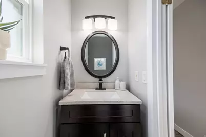 3086 W Roxborough Park St, West Valley, UT 84119 - Photo 11