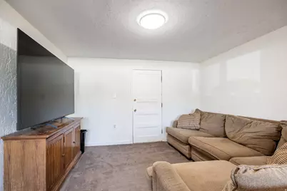7331 S 1420 E, Cottonwood Heights, UT 84121 - Photo 19
