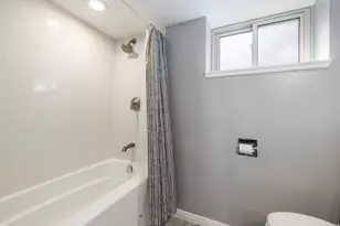 7331 S 1420 E, Cottonwood Heights, UT 84121 - Photo 23