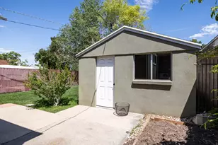 1009 E Wilson Ave S, Salt Lake City, UT 84105 - Photo 37