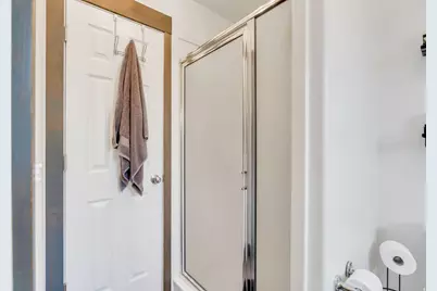 459 S Loader Ave E, Pleasant Grove, UT 84062 - Photo 19