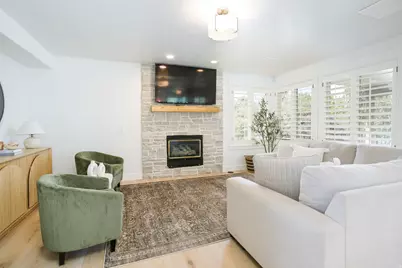 130 S 2050 E, Layton, UT 84040 - Photo 17