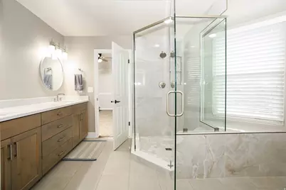 130 S 2050 E, Layton, UT 84040 - Photo 23