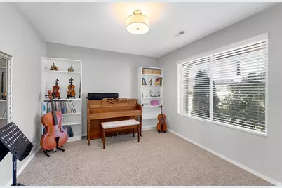 591 S Olive Pl W, Lehi, UT 84043 - Photo 11