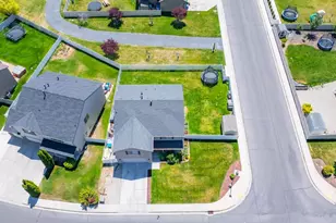 591 S Olive Pl W, Lehi, UT 84043 - Photo 27