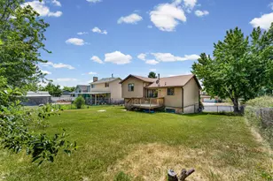 1148 N 1000 E, Layton, UT 84040 - Photo 27