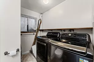 1148 N 1000 E, Layton, UT 84040 - Photo 23
