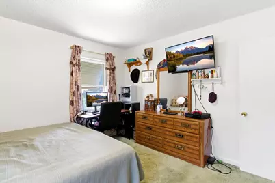 5166 S 2150 W, Roy, UT 84067 - Photo 15