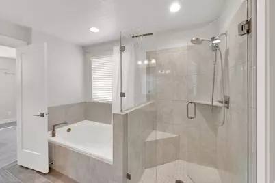332 W Pages Ln, Bountiful, UT 84010 - Photo 17