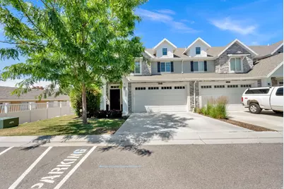 332 W Pages Ln, Bountiful, UT 84010 - Photo 3