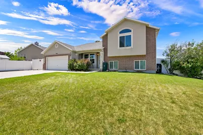 9592 Wood Park Ln, South Jordan, UT 84009 - Photo 3