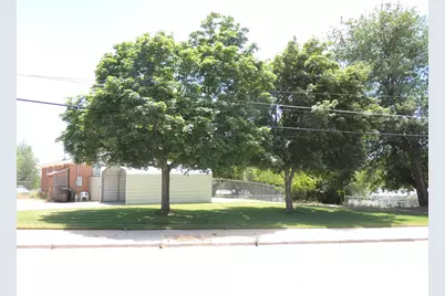 380 E 300 N, Clearfield, UT 84015 - Photo 17