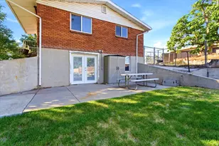380 E 300 N, Clearfield, UT 84015 - Photo 33