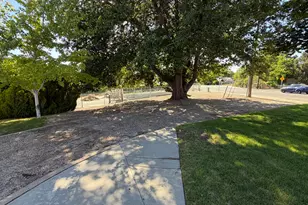 380 E 300 N, Clearfield, UT 84015 - Photo 7