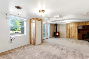 380 E 300 N, Clearfield, UT 84015 - Photo 23