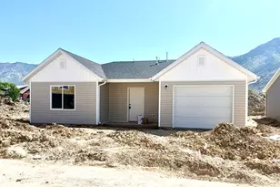 1046 N Summit View Dr W, Harrisville, UT 84404 - Photo 1
