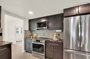 9709 S Camberley Cir, Sandy, UT 84092 - Photo 13