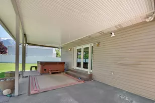 9709 S Camberley Cir, Sandy, UT 84092 - Photo 57