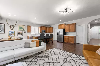 1077 N Bellingham Ct, North Salt Lake, UT 84054 - Photo 5