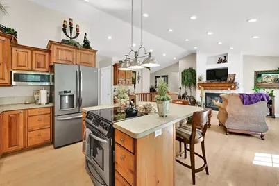 2775 S 725 W, Perry, UT 84302 - Photo 9