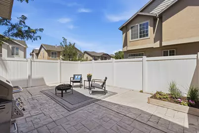 1138 N Kensington Dr, North Salt Lake, UT 84054 - Photo 37