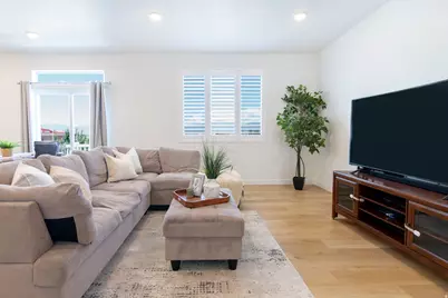 7911 S Highlandpoint Way #422, West Jordan, UT 84081 - Photo 7