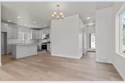1775 E Kern Mtn, Eagle Mountain, UT 84005 - Photo 7