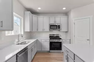 1775 E Kern Mountain, Eagle Mountain, UT 84005 - Photo 9