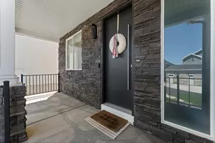 234 E Ridgeline Wy, North Salt Lake, UT 84054 - Photo 17