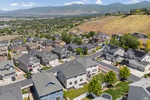 234 E Ridgeline Wy, North Salt Lake, UT 84054 - Photo 15