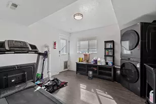 8172 W Bowler Circle, Magna, UT 84044 - Photo 11