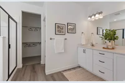 2024 W 775 N, Layton, UT 84041 - Photo 11