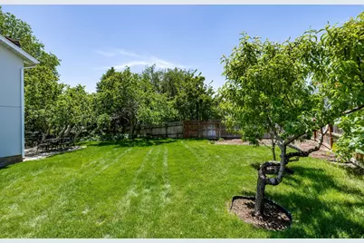 4863 Glasmann Way, South Ogden, UT 84403 - Photo 27