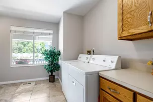 4863 Glasmann Way, South Ogden, UT 84403 - Photo 23