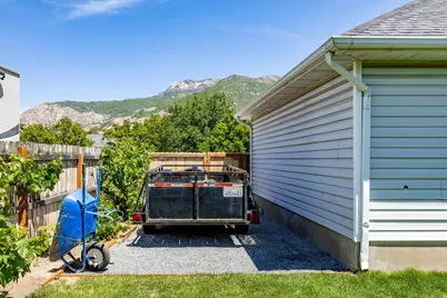 4863 Glasmann Way, South Ogden, UT 84403 - Photo 29