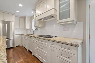 3226 E Hampton Ct, Holladay, UT 84124 - Photo 9