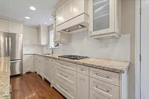 3226 E Hampton Ct, Holladay, UT 84124 - Photo 9