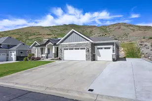 14922 S Lake Ridge Cir W, Herriman, UT 84096 - Photo 3