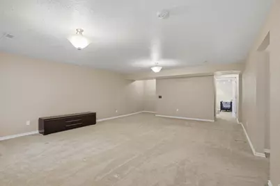 7063 W Dry Sycamore Ln, West Jordan, UT 84081 - Photo 11
