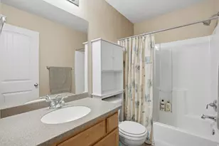 7063 W Dry Sycamore Ln, West Jordan, UT 84081 - Photo 9
