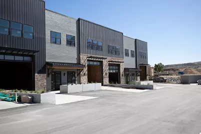 5852 N Queens Garden Rd #4, Mountain Green, UT 84050 - Photo 9