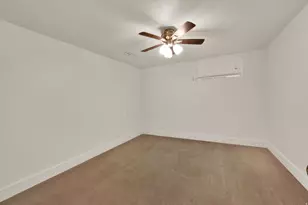 360 E 400 N, Centerville, UT 84014 - Photo 29