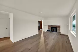 360 E 400 N, Centerville, UT 84014 - Photo 11