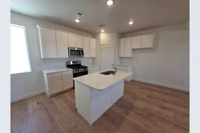 1351 N 1360 E #33-131, Payson, UT 84651 - Photo 3