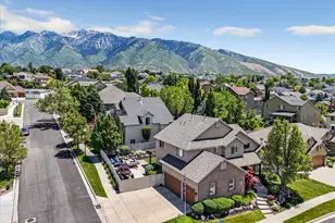 11491 S Mach Schnell Dr, Sandy, UT 84094 - Photo 41