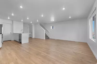 1889 E Corriente Dr #1174, Salem, UT 84653 - Photo 3