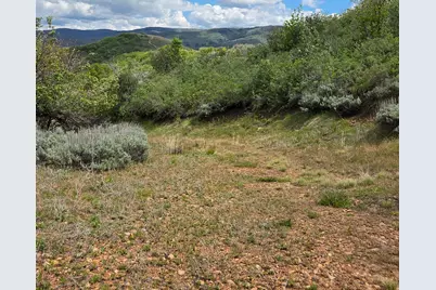 2719 N High Pine Ave #140, Huntsville, UT 84317 - Photo 9
