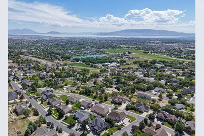 9502 N Aztec Dr, Cedar Hills, UT 84062 - Photo 17